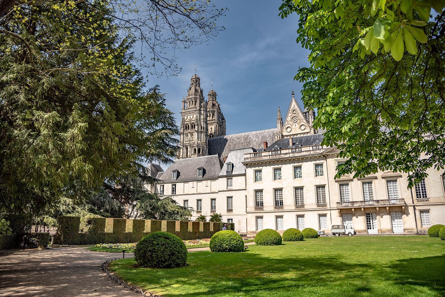 L'Historique / Basilique St Martin Apartment Tours Exterior photo
