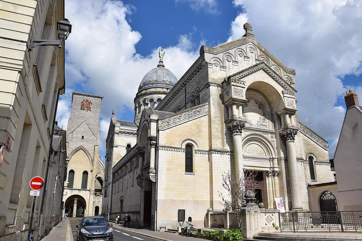 L'Historique / Basilique St Martin Apartment Tours Exterior photo